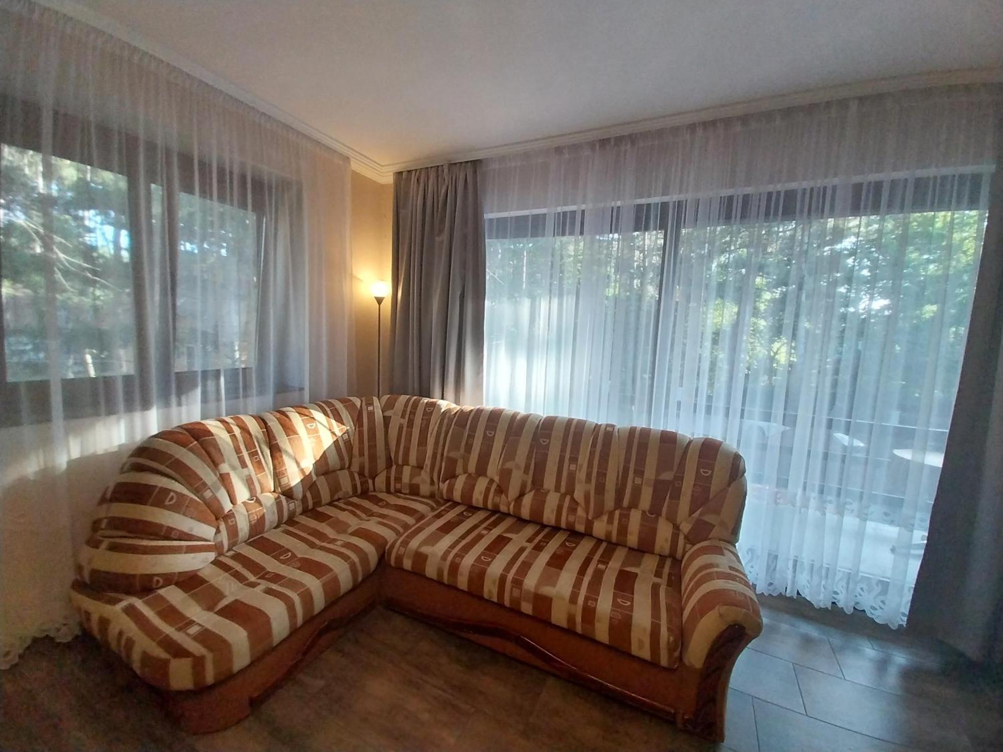 Fenyves Vendeghaz - Siofok Apartment ภายนอก รูปภาพ