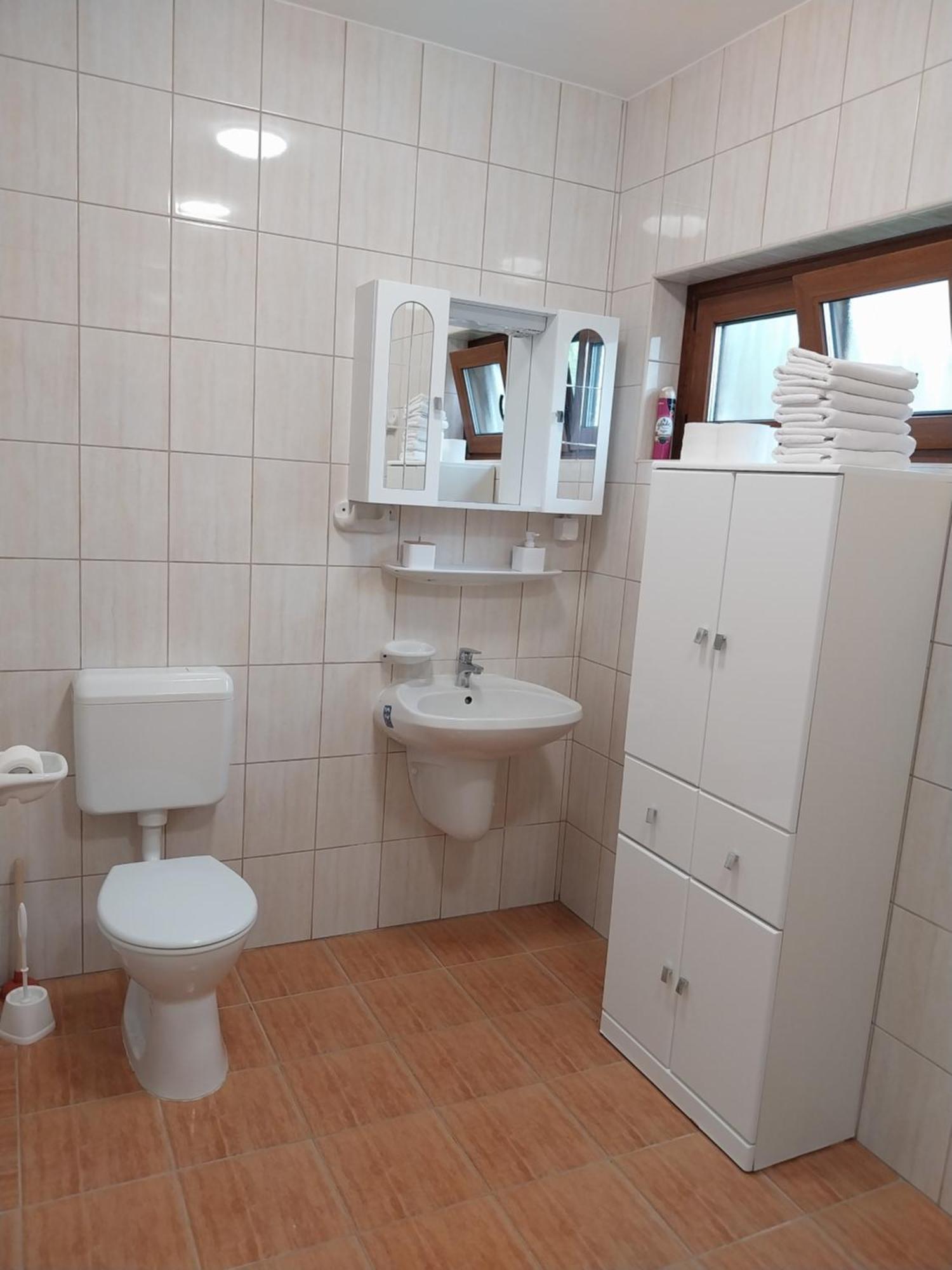 Fenyves Vendeghaz - Siofok Apartment ภายนอก รูปภาพ